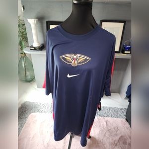 Nike dri fit NBA team shirt